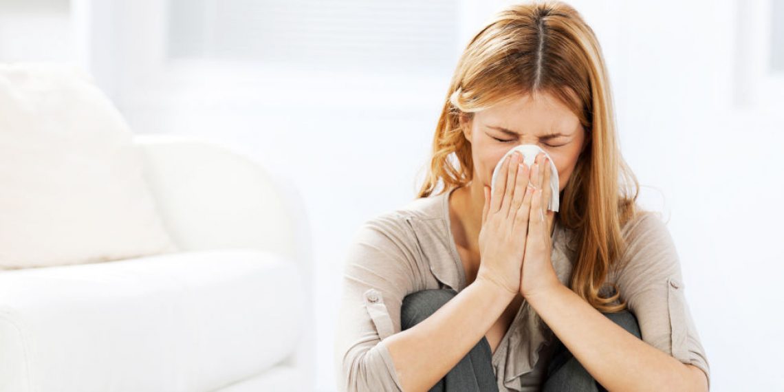Jak zadbać o cerę w trakcie przeziębienia? Sprawdzone triki i kosmetyki