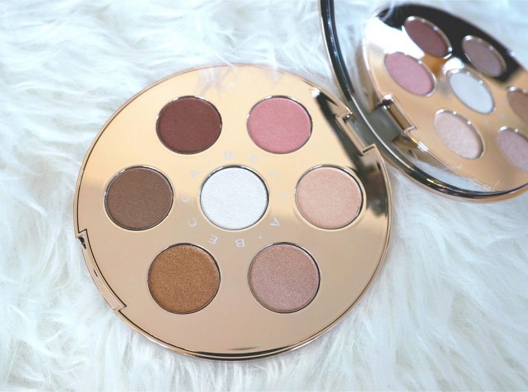 Paleta cieni do powiek Apres Ski Glow Collection Eye Lights Palette marki Becca